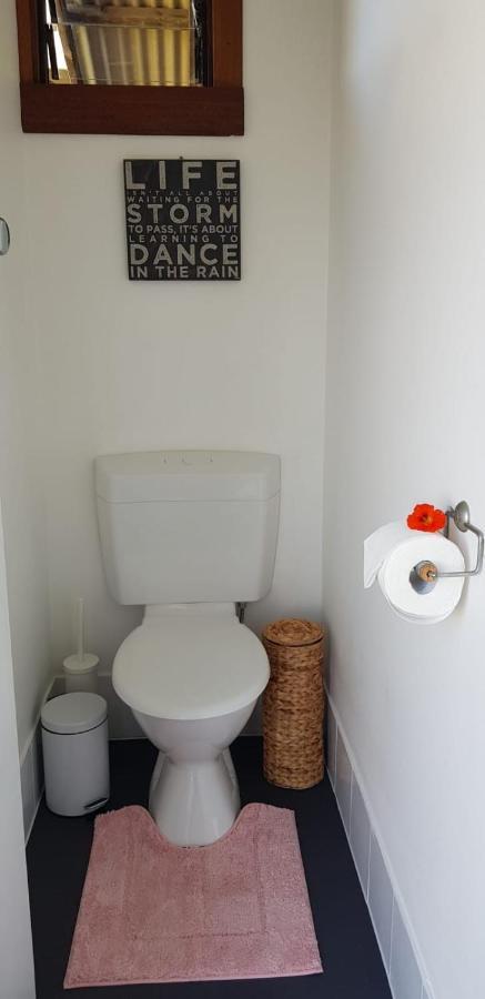 Moana Beach Sunset Holiday Accommodation B 외부 사진
